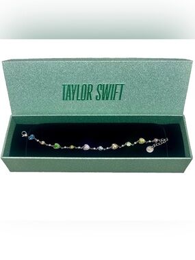 Authentic TAYLOR SWIFT Lover Album Heart Charm Bracelet ~ Summer Collection NIB💕